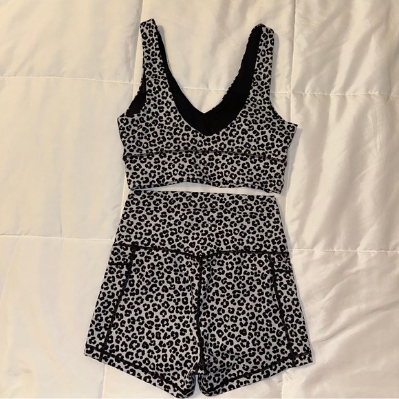 Ethos leopard print sports bra and shorts set - Picture 3 of 4